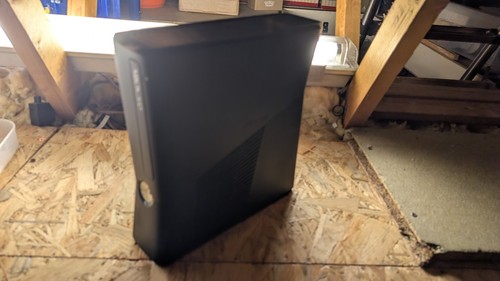 Xbox 360 slim console only - 360,