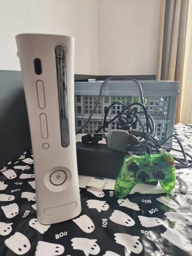 Xbox 360 console 23 games - console,