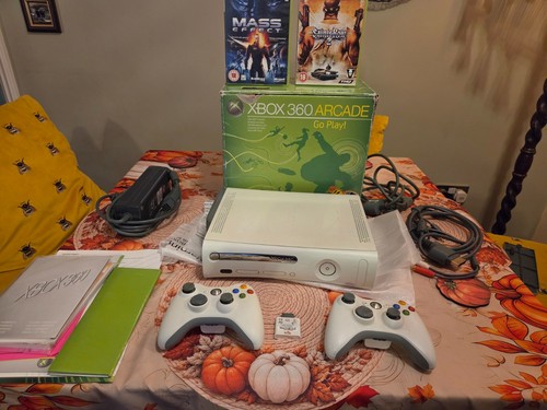 Xbox 360 60gb arcade console - xbox,