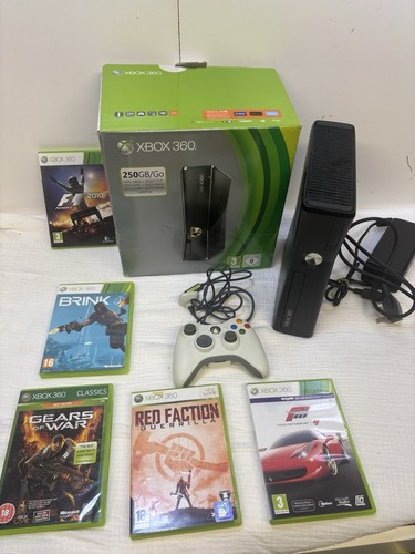 Xbox 360 slim 250gb - 250gb, boxed