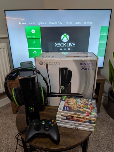 Xbox 360 250gb - 250gb, boxed