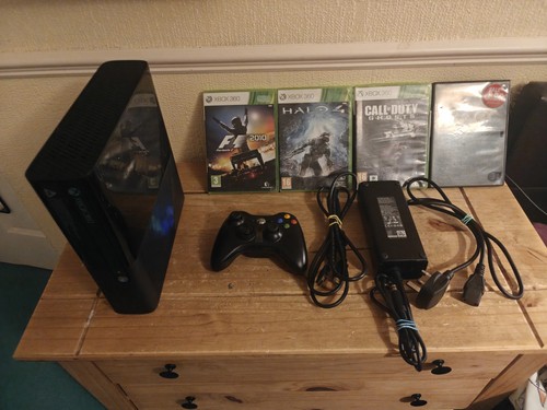 Xbox 360e 500gb console - 360e, bundle