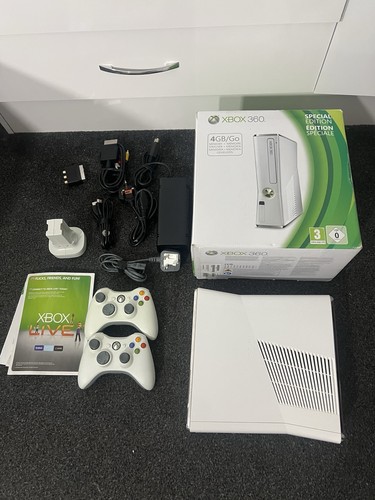 Xbox 360 slim console bundle - xbox,