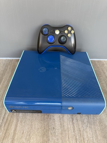 Rare blue xbox 360 - e, 500gb