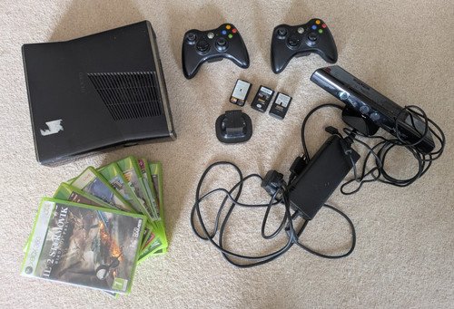 Xbox 360 console - 360, bundle